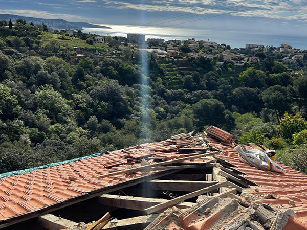 Entreprise de couverture à Antibes (06600) – Votre Toiture.com dans les Alpes-Maritimes (06)